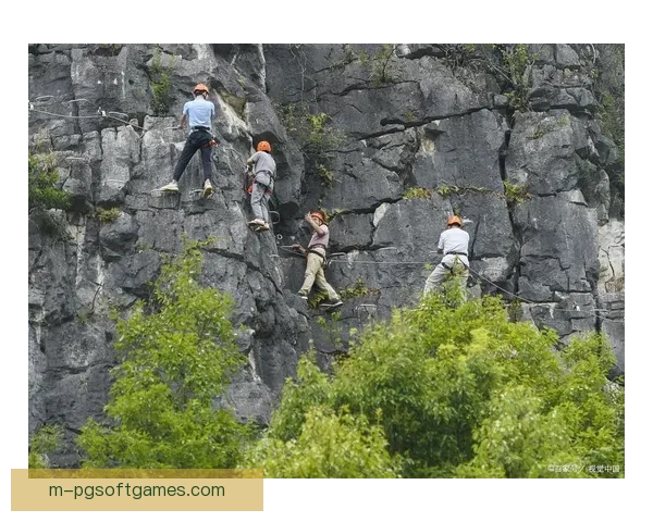 攀岩规则:提升技能 警惕安全 挑战自我 攀岩规则:提升技能 警惕安全 挑战自我
