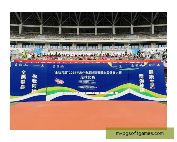 健身比赛现场揭晓：精彩角逐谁屹立擂台称霸？