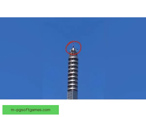 攀岩比赛实时战况，谁能登顶最高峰